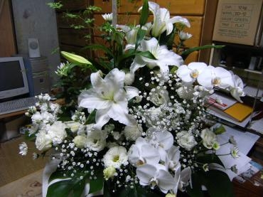 お供え用のお花です｜「花の香花園」　（愛知県犬山市の花キューピット加盟店 花屋）のブログ