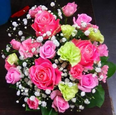 お誕生日お祝いのアレンジメントフラワーです♪｜「花の香花園」　（愛知県犬山市の花キューピット加盟店 花屋）のブログ