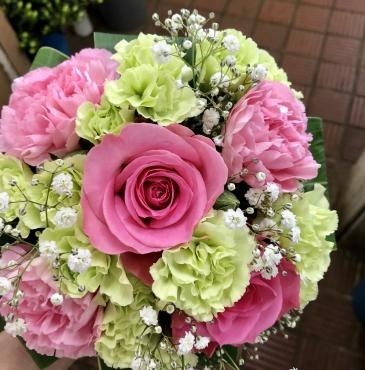 母の月・母の日ギフト♪ブーケ風花束です♪｜「花の香花園」　（愛知県犬山市の花キューピット加盟店 花屋）のブログ