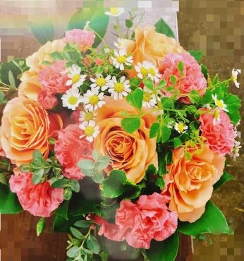 お世話になった方への花束、ブーケ風花束です。｜「花の香花園」　（愛知県犬山市の花キューピット加盟店 花屋）のブログ