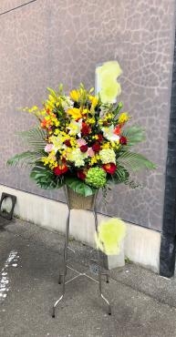 お隣の扶桑町にラーメン屋さんが開店しました！スタンド花のお届です（≧∇≦）｜「花の香花園」　（愛知県犬山市の花キューピット加盟店 花屋）のブログ