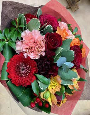 御祝・花束です。｜「花の香花園」　（愛知県犬山市の花キューピット加盟店 花屋）のブログ