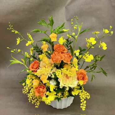 御祝アレンジメントです(^^)/｜「花の香花園」　（愛知県犬山市の花キューピット加盟店 花屋）のブログ