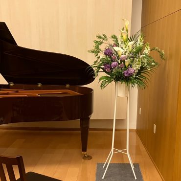 御祝スタンド花です(^^)/｜「花の香花園」　（愛知県犬山市の花キューピット加盟店 花屋）のブログ