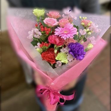 舞台に出演する方へのお祝い花束です(^^)/|「花の香花園」　（愛知県犬山市の花屋）のブログ